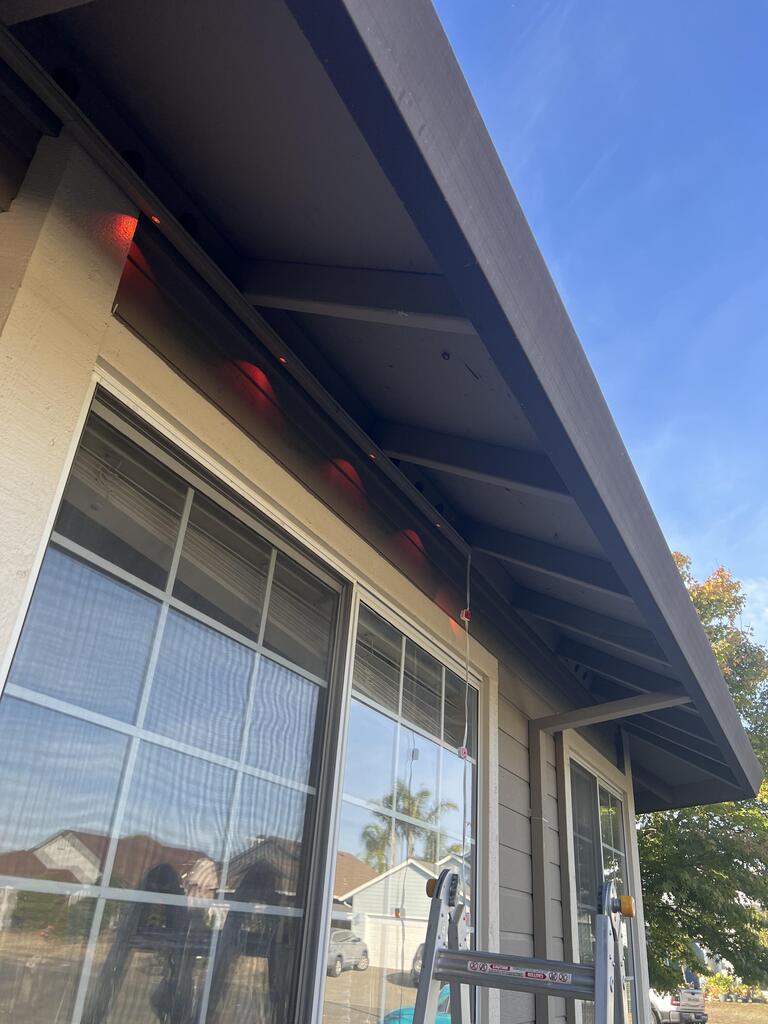 SnapTrack® For EUFY Permanent Outdoor Lights- Metal Channel System